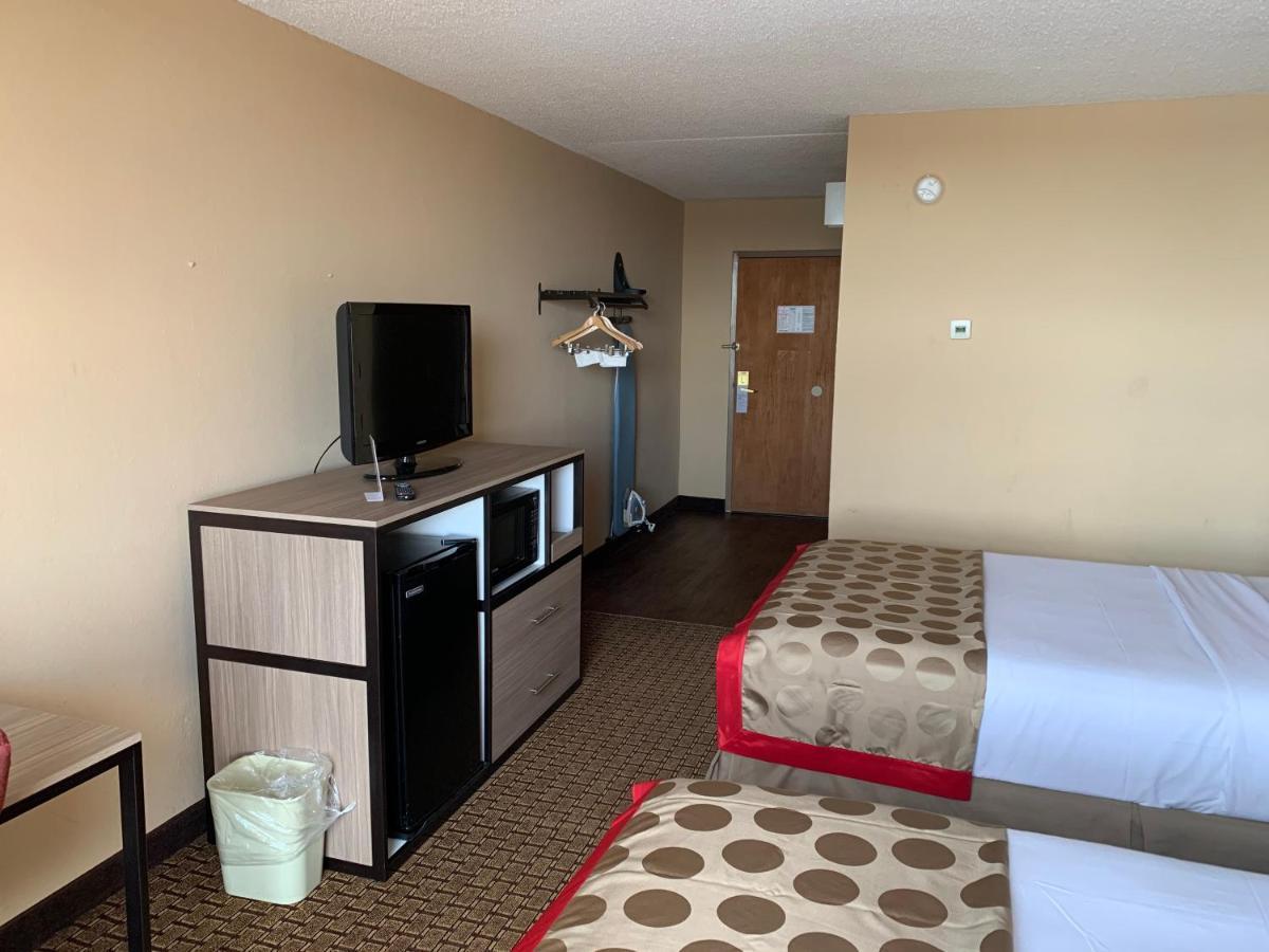 אג הארבור טאונשיפ Ramada By Wyndham West Atlantic City מראה חיצוני תמונה