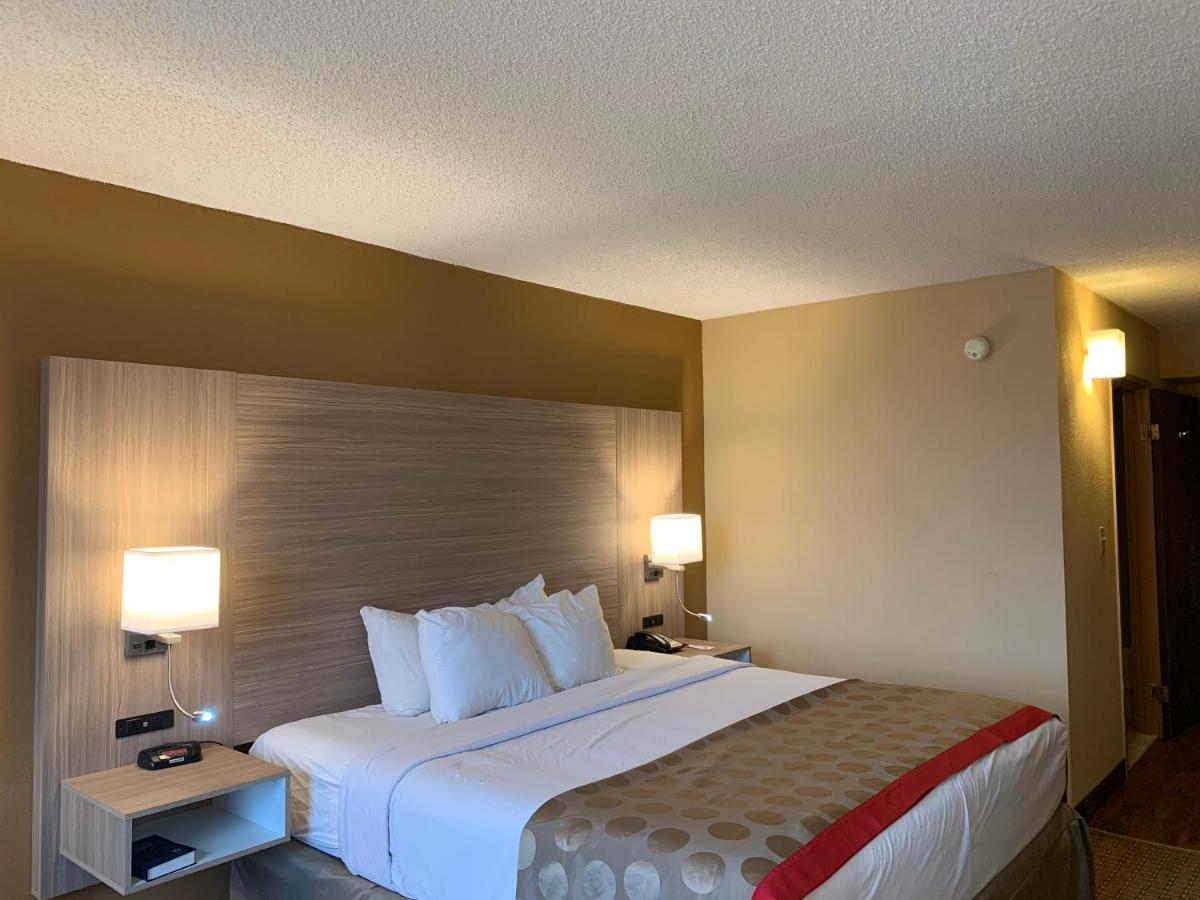 אג הארבור טאונשיפ Ramada By Wyndham West Atlantic City מראה חיצוני תמונה