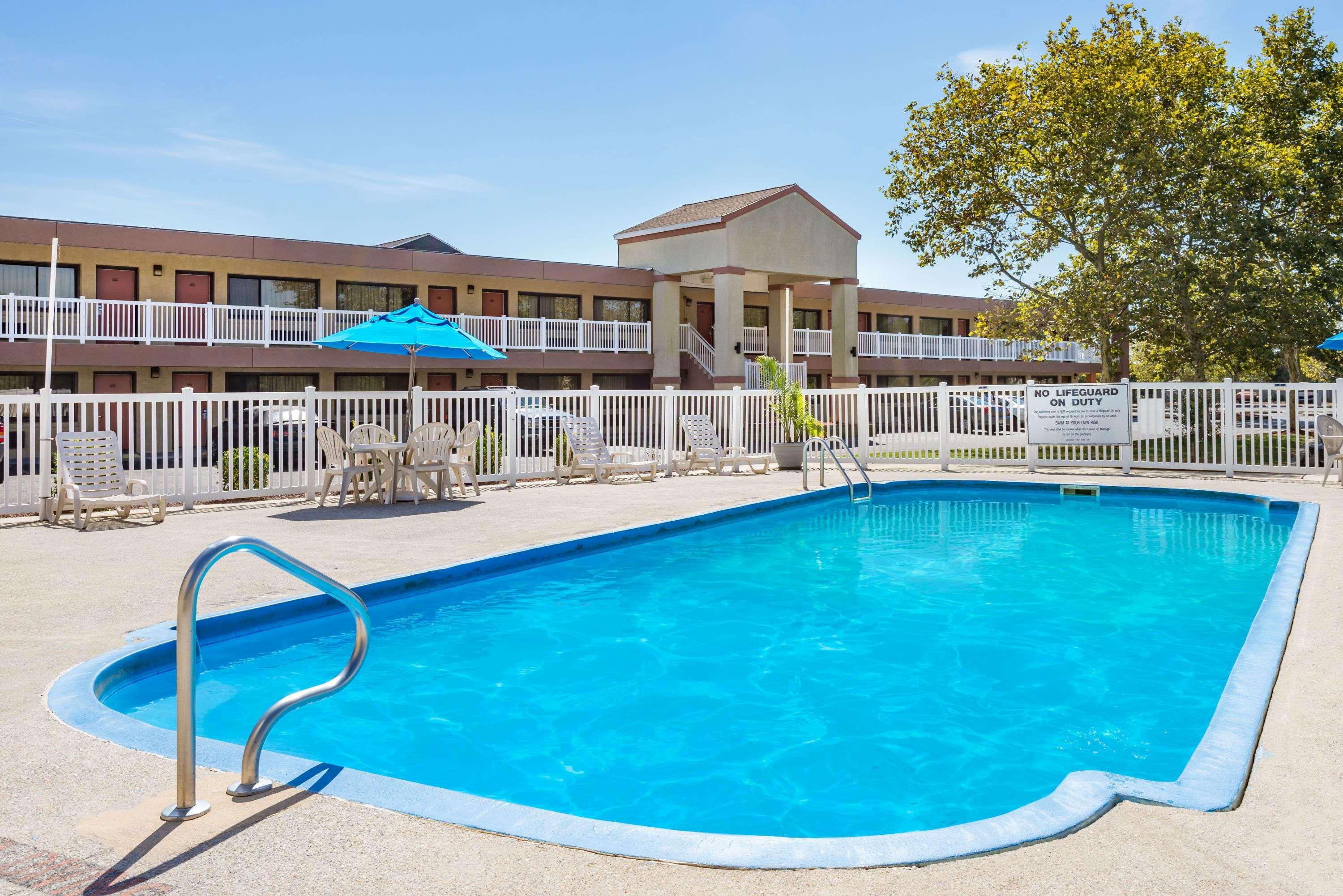 אג הארבור טאונשיפ Ramada By Wyndham West Atlantic City מראה חיצוני תמונה