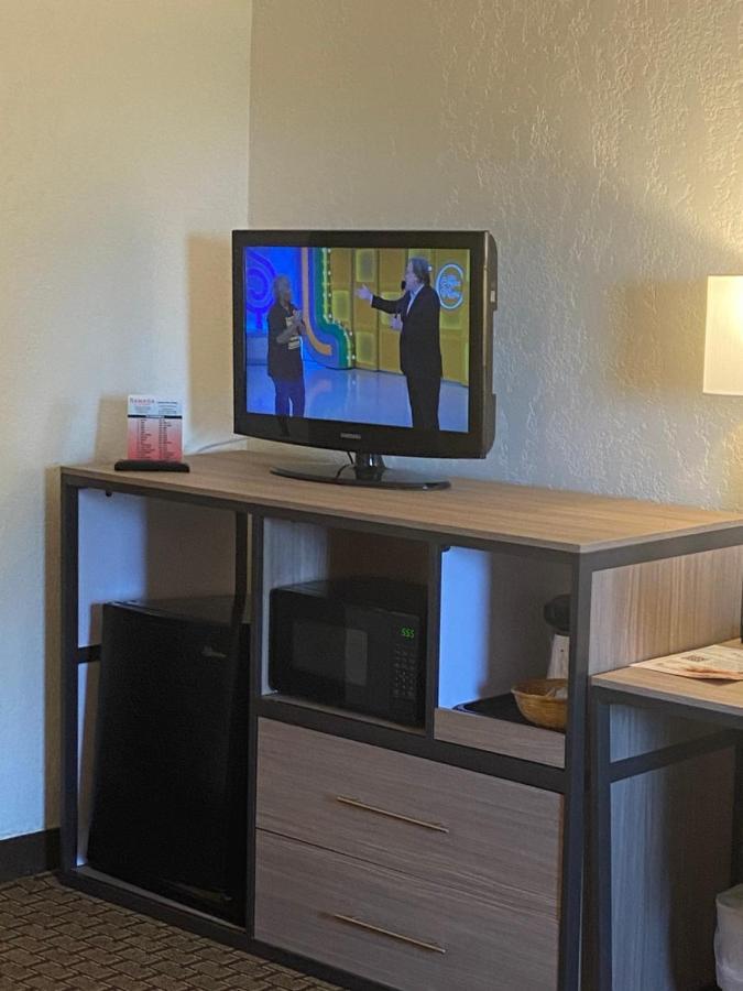 אג הארבור טאונשיפ Ramada By Wyndham West Atlantic City מראה חיצוני תמונה