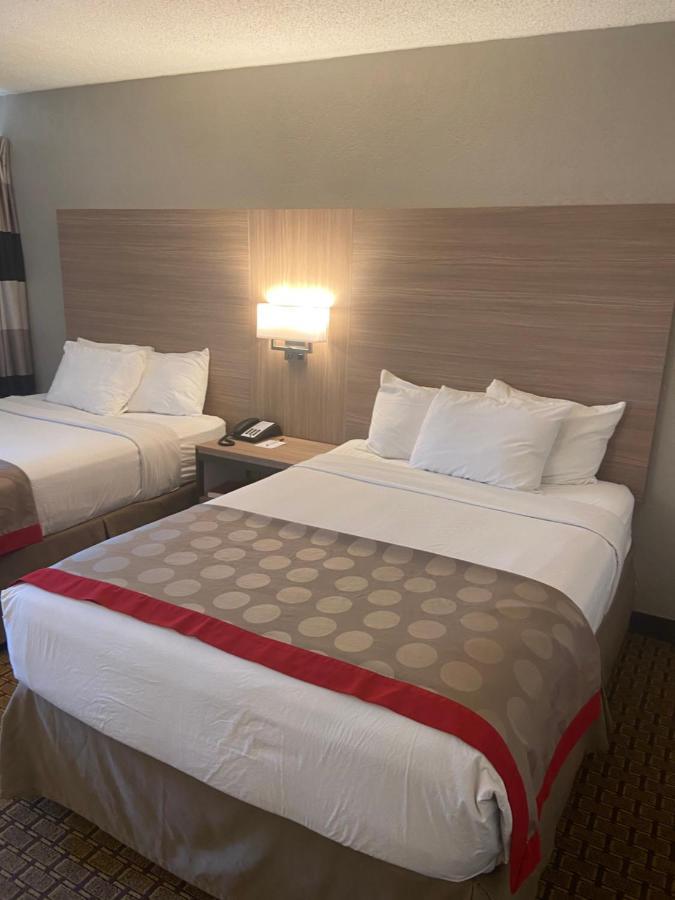 אג הארבור טאונשיפ Ramada By Wyndham West Atlantic City מראה חיצוני תמונה