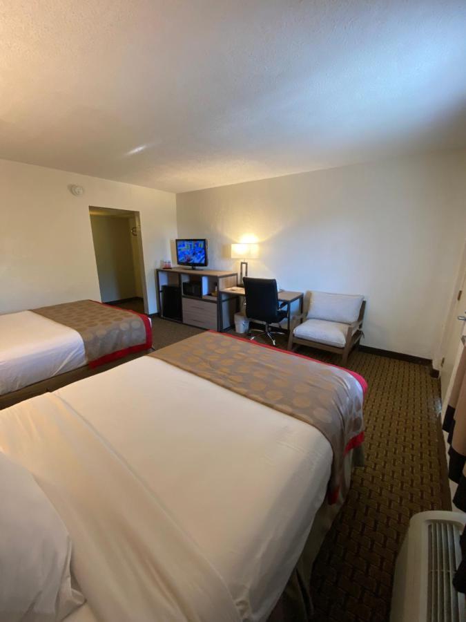 אג הארבור טאונשיפ Ramada By Wyndham West Atlantic City מראה חיצוני תמונה