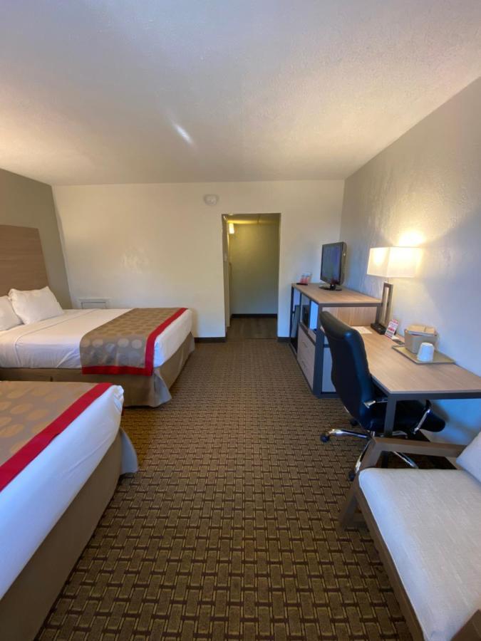 אג הארבור טאונשיפ Ramada By Wyndham West Atlantic City מראה חיצוני תמונה