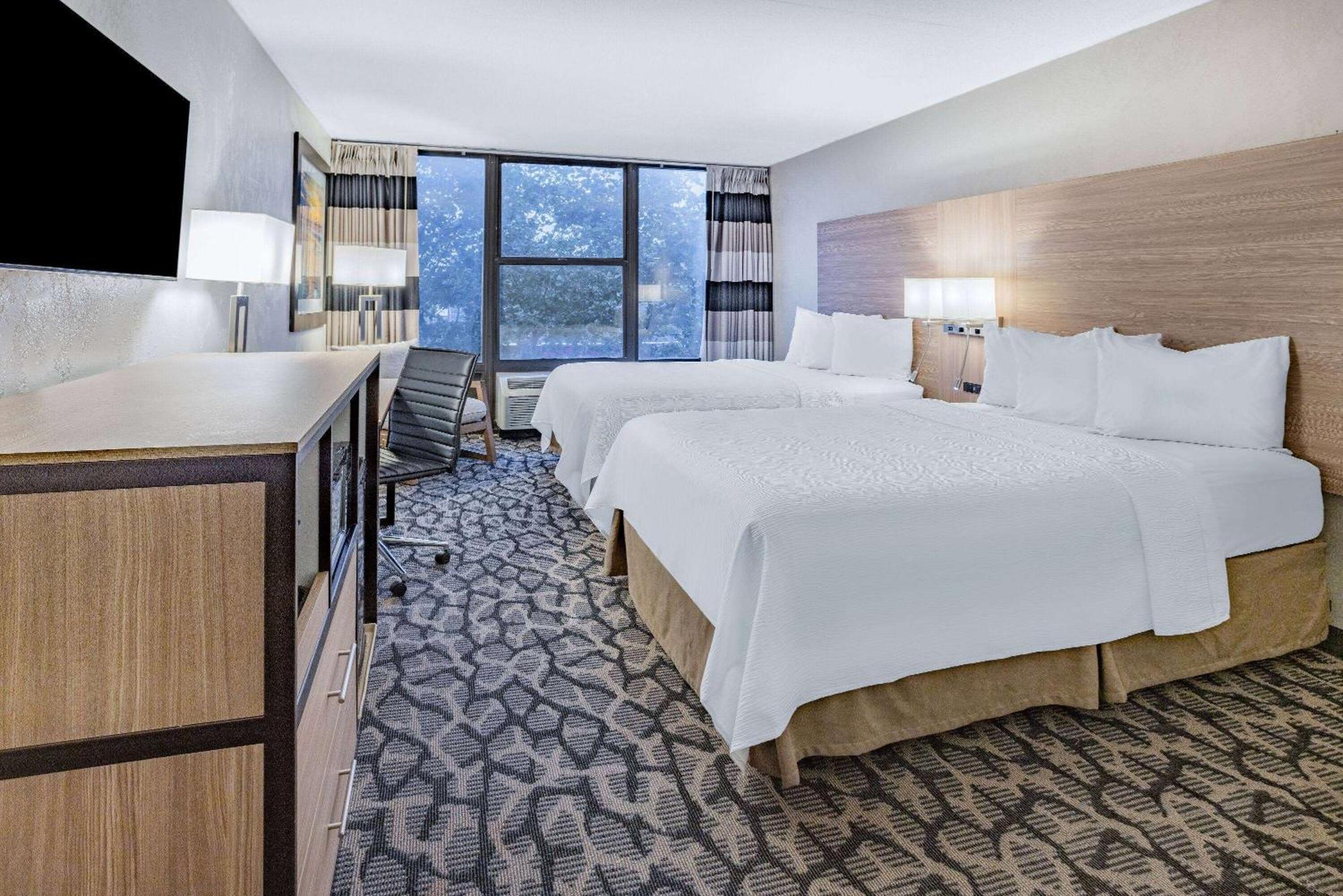 אג הארבור טאונשיפ Ramada By Wyndham West Atlantic City מראה חיצוני תמונה